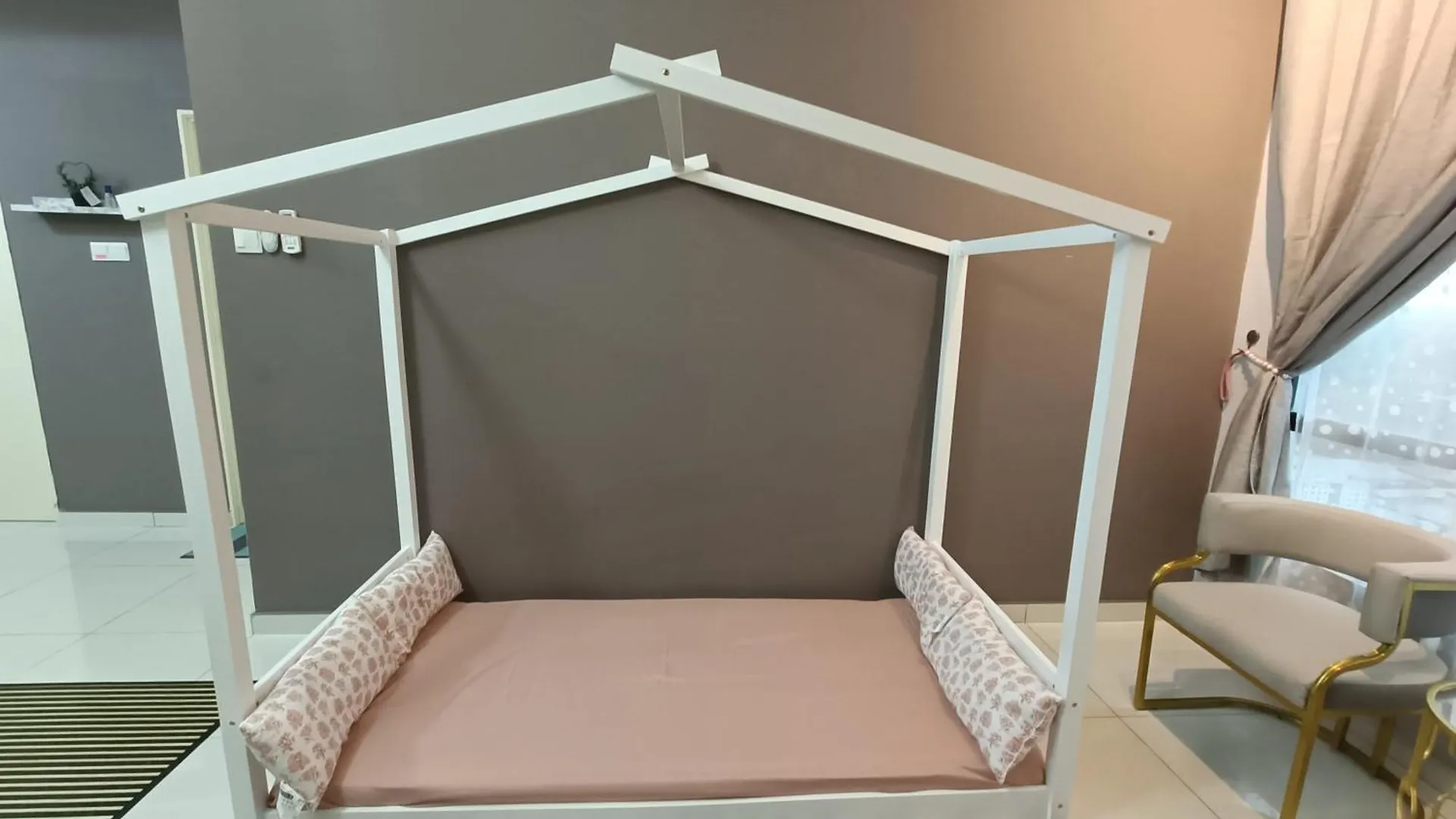 Daire Alchemy Guesthouse D'Summit Residence With Netflix Johor Bahru