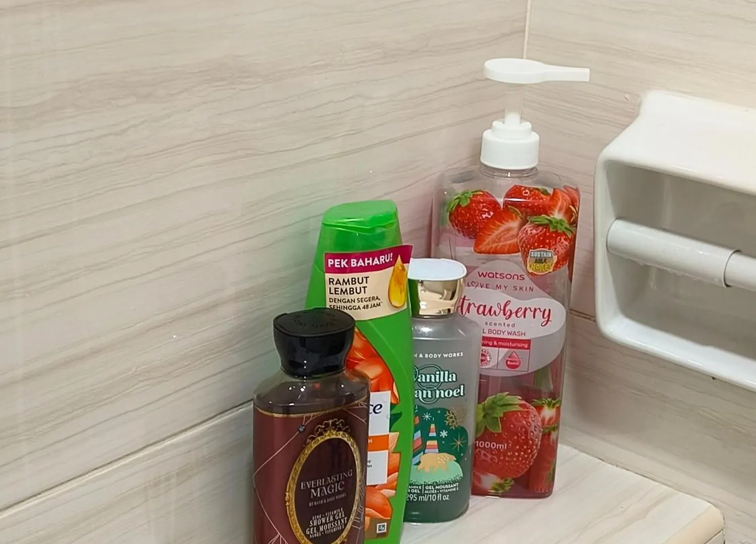 Alchemy Guesthouse D'Summit Residence With Netflix Johor Bahru 0*,  Malezya